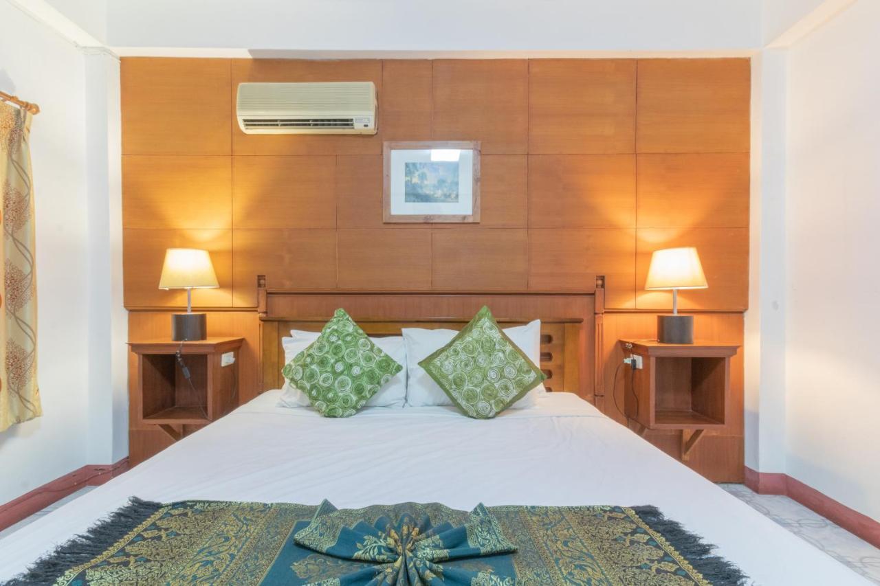 מלון צ'יאנג מאי Rendezvous Oldtown Chiangmai מראה חיצוני תמונה